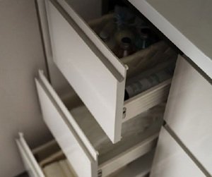 洗面化粧台下の引き出し収納