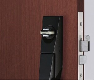 鎌付デッドボルト・防犯サムターン