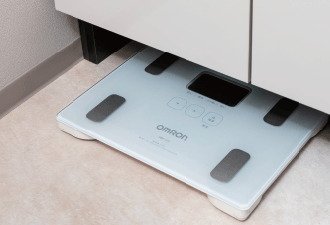 ヘルスメーター
収納スペース
