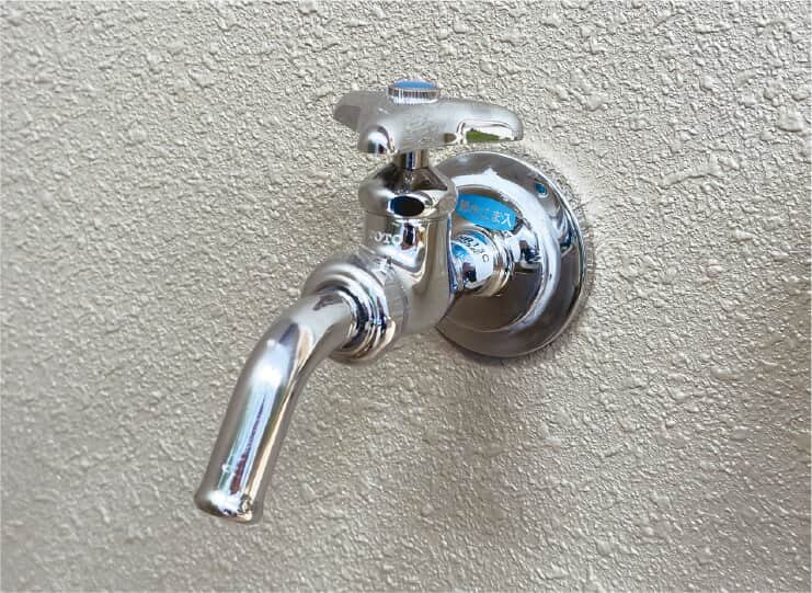 バルコニー散水栓