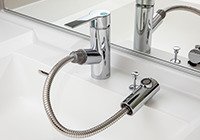 シングルレバー式シャワー混合水栓