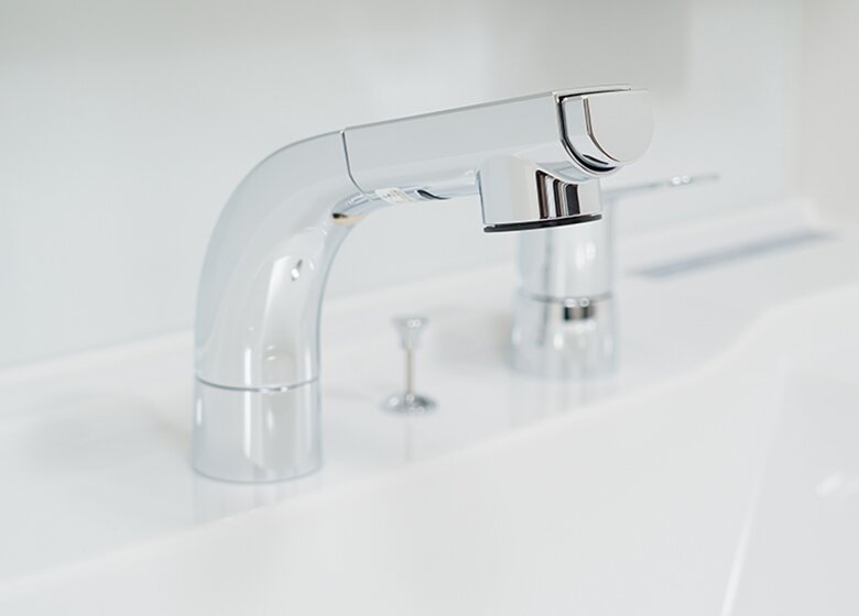 シングルレバー式洗髪シャワー水栓