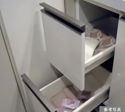 洗面化粧台下の引き出し収納