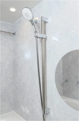 スライドバー
（手すり兼用）