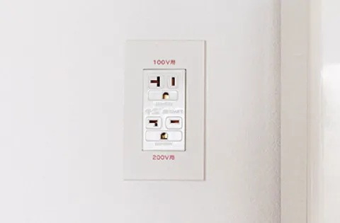 LDKの100V/200V併用
エアコン用コンセント