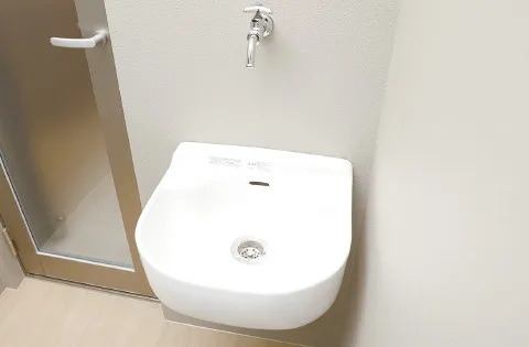 スロップシンク付き
バルコニー水栓