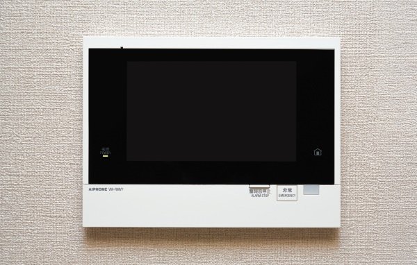 カラーモニター付き多機能インターホン