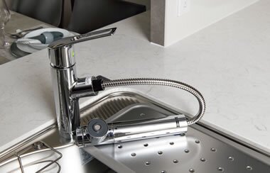 浄水機能付ハンドシャワー水栓