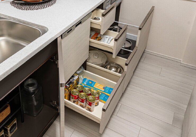 シンク下開き扉、その他スライド収納