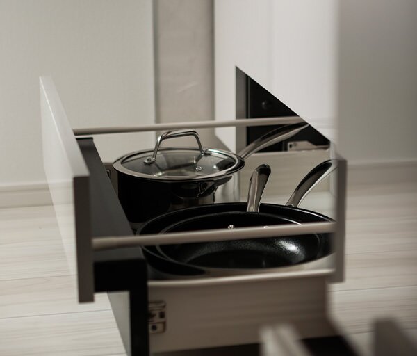 キッチン巾木収納