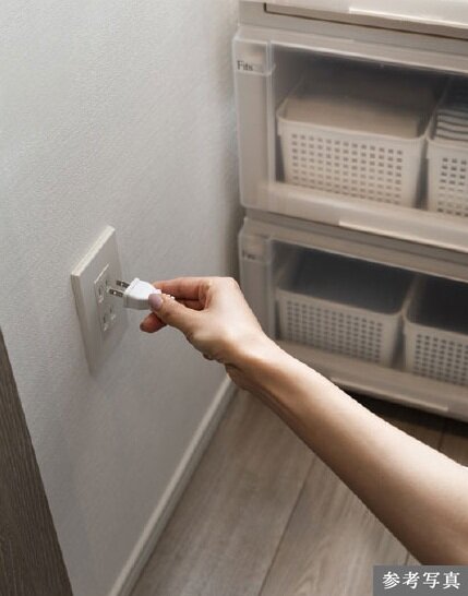 ウォークインクロゼット内コンセント