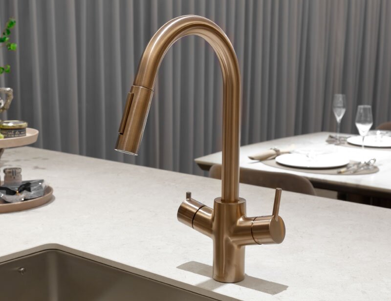 アンダーシンクタイプ浄水器一体水栓