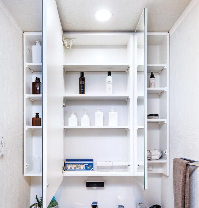 曇り止めヒーター付三面鏡/ミラー裏全面収納