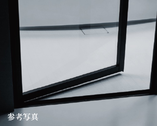 リフレイムドア