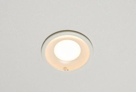長時間使用できてエコな
LED照明