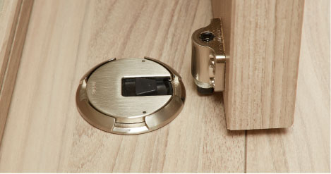 ドアキャッチャー