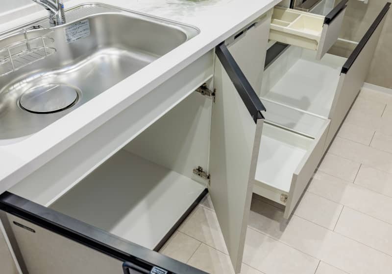 フロアキャビネット