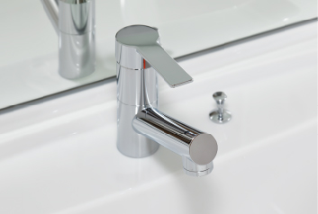 ［シングルレバー混合水栓］