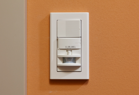 玄関人感センサースイッチ