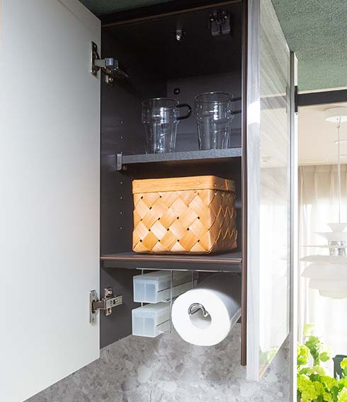 ストレージハンガー付き吊戸棚