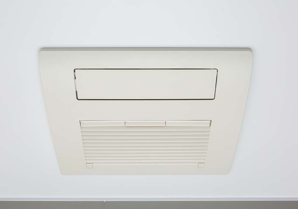 24時間換気機能付き浴室暖房乾燥機