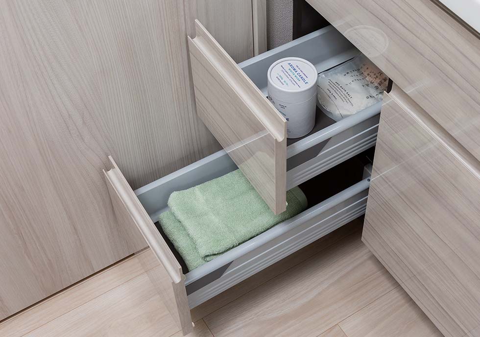 ブルモーション機能付きスライド収納