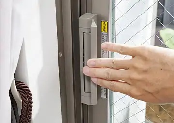 サッシのサポート取っ手