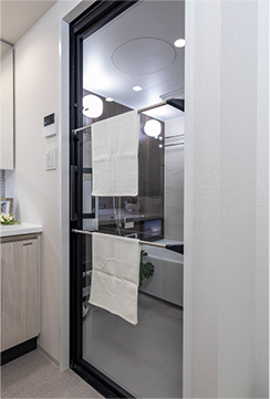 ドア外2段タオル掛け