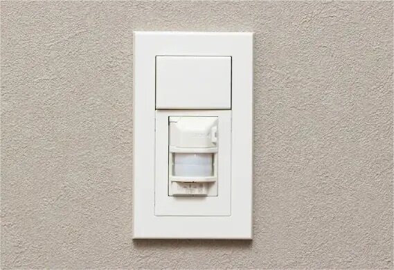 人感センサー付スイッチ