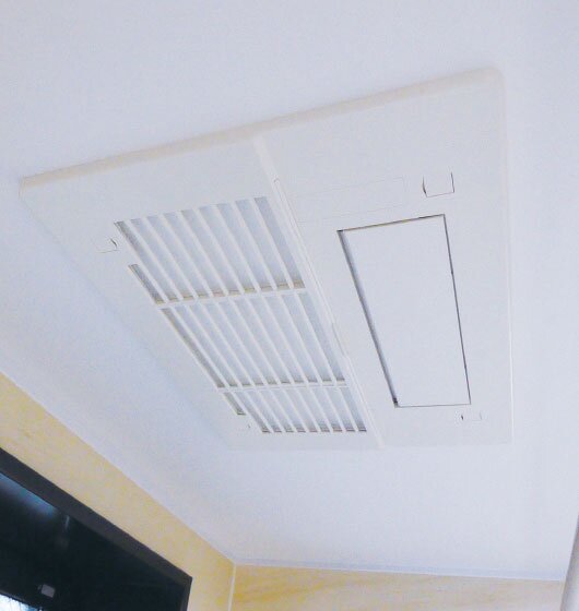 浴室暖房乾燥機