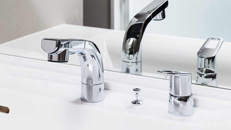 シングルレバー式混合水栓