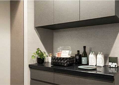 カウンター付背面食器棚