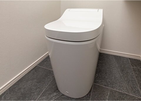 温水洗浄機能付暖房便座