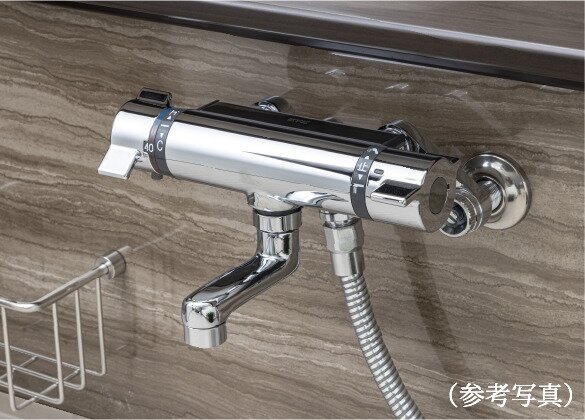 サーモスタット付混合水栓
&浴室カウンター