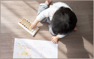 足元からあたたかいガス温水式床暖房