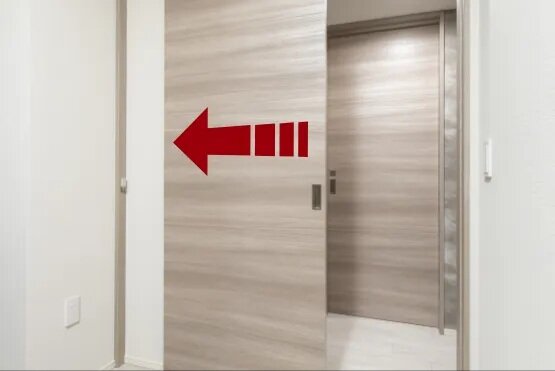 洋室に引き戸を採用