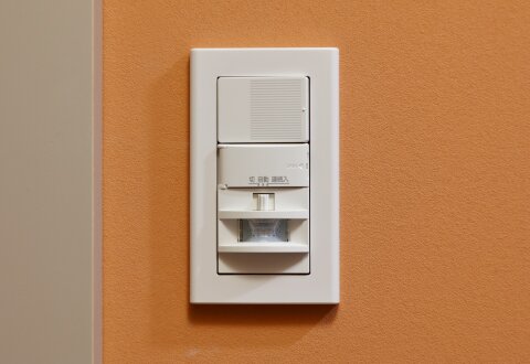 玄関人感センサースイッチ