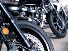 屋内バイク置場