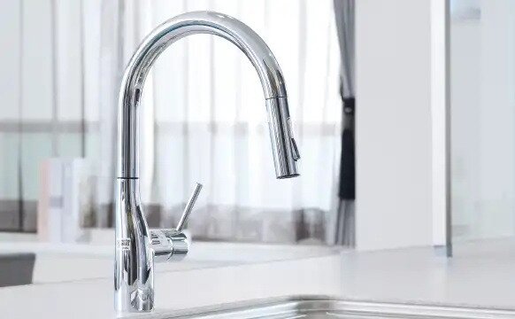 シャワー付シングルレバー混合水栓【KVK】