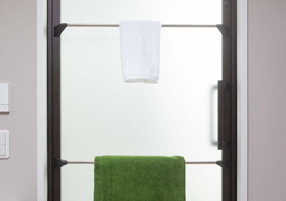 ダブルタオルハンガー