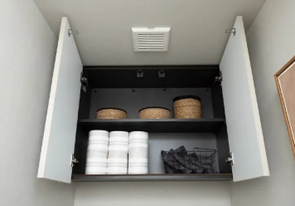 トイレ上部収納