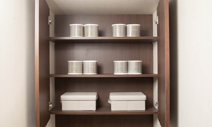 トイレ吊戸棚