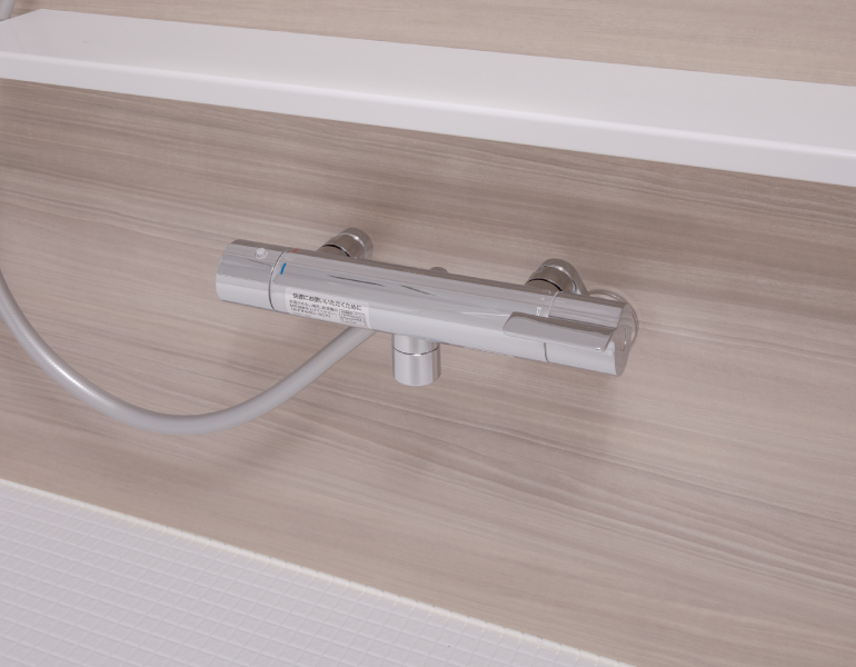 壁付シャワー水栓