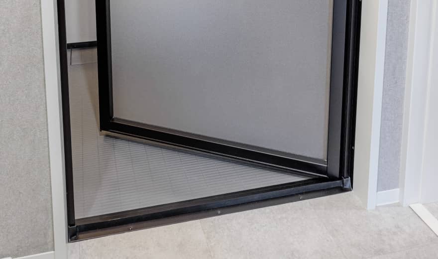 リフレイムドア