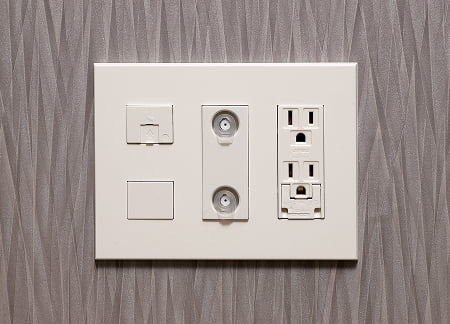 インターネット＆
マルチメディアコンセント