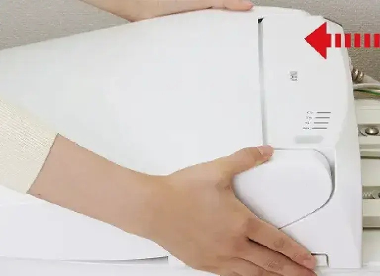本体スライド着脱