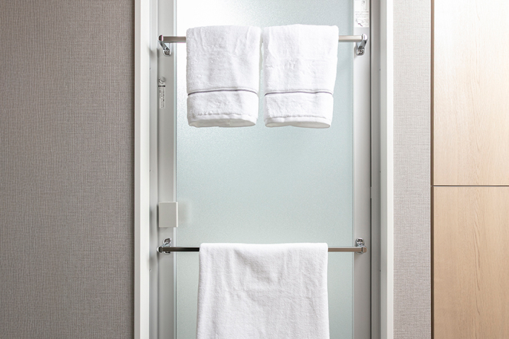 ドア外タオル掛（2本）