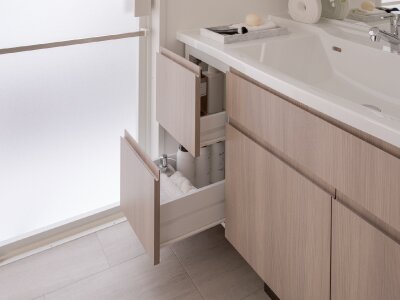 キャビネット収納