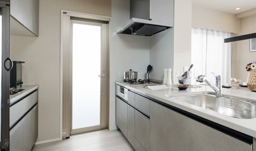 キッチン勝手口