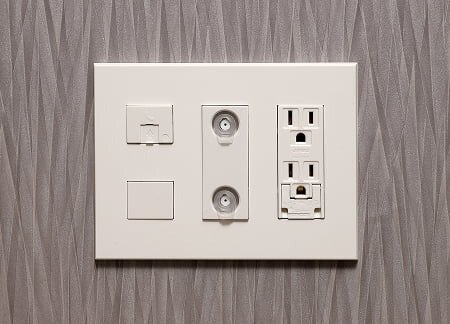 インターネット＆
マルチメディアコンセント